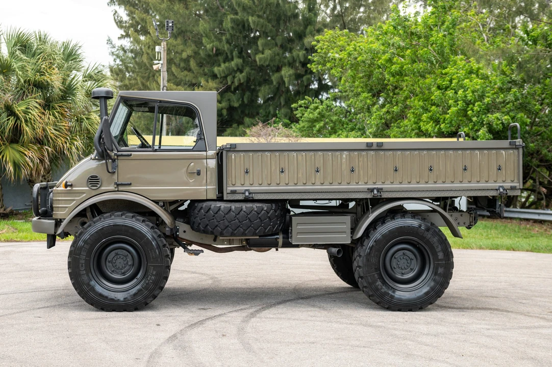 1990 Mercedes-Benz Unimog - Image 3 of 31