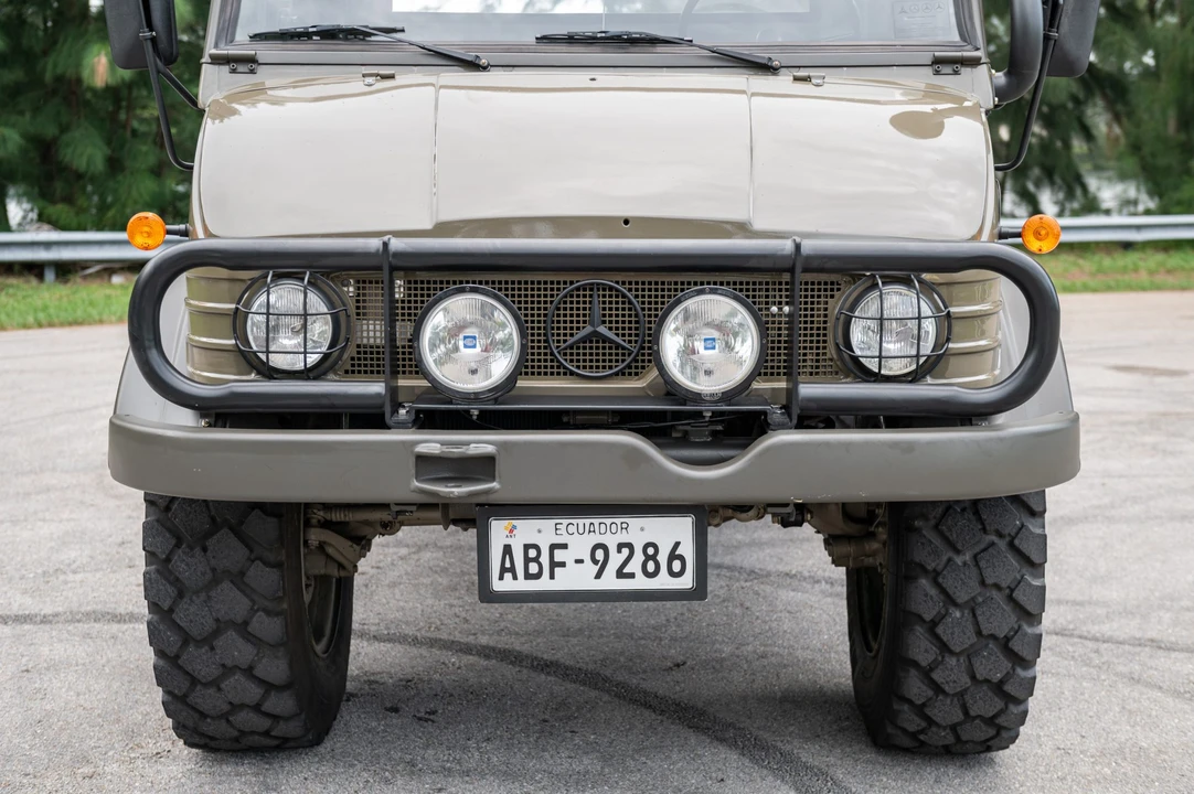 1990 Mercedes-Benz Unimog - Image 28 of 31