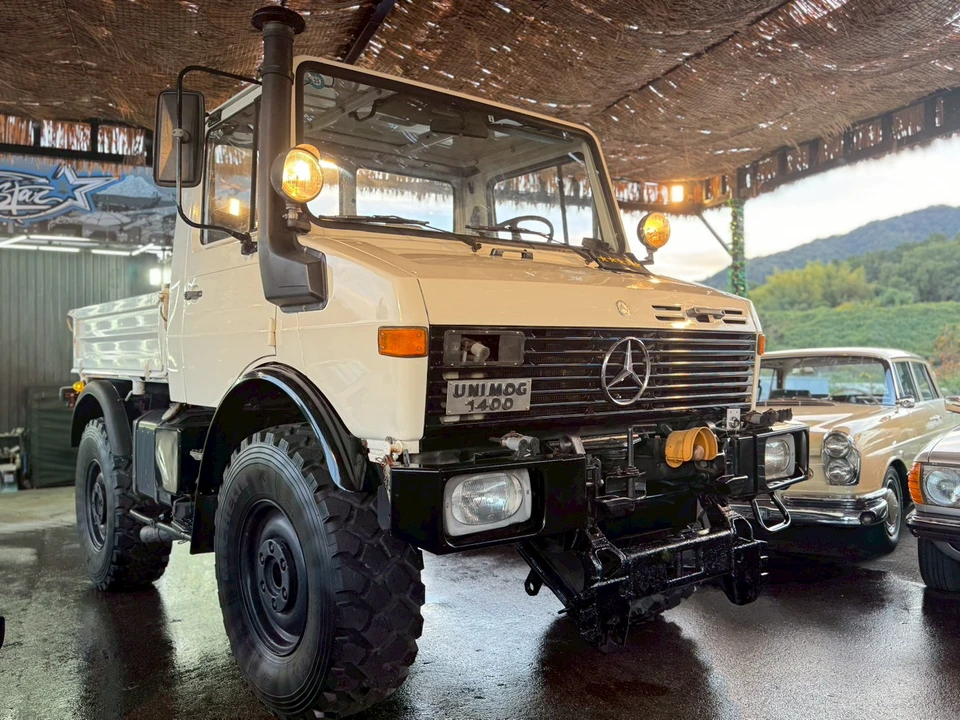 1990 Mercedes-Benz Unimog - Image 28 of 31