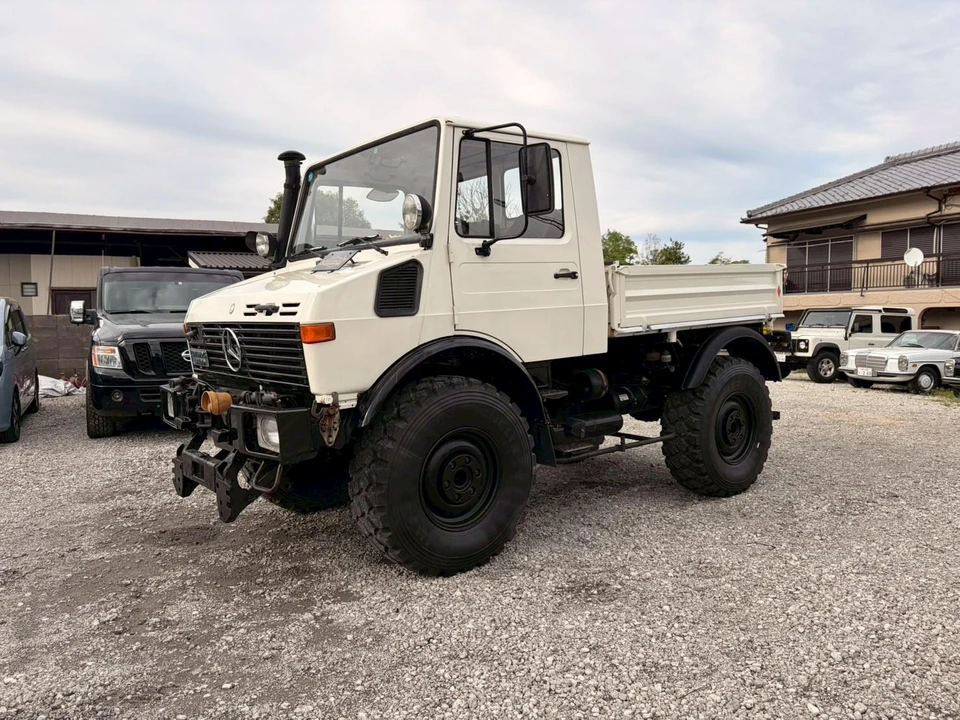 1990 Mercedes-Benz Unimog - Image 2 of 31