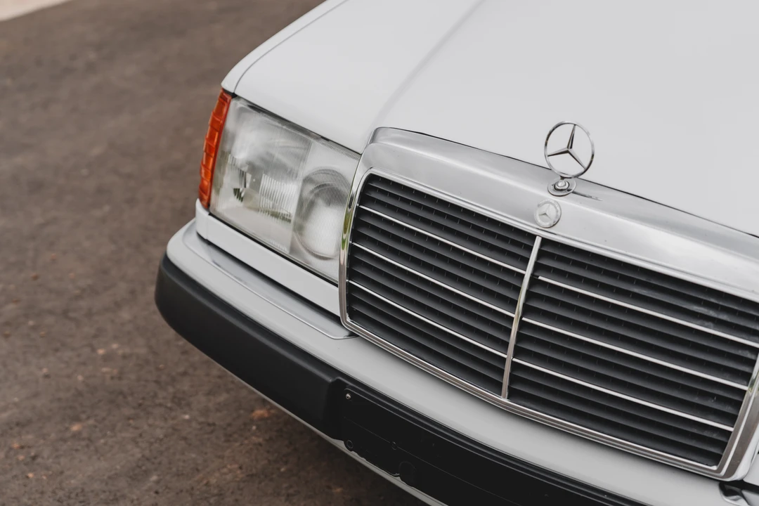 1990 Mercedes-Benz W124 E-Class - Image 25 of 31