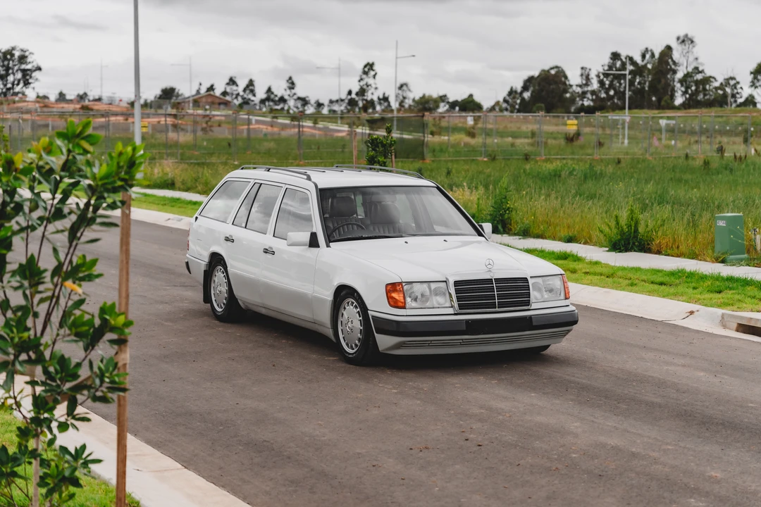 1990 Mercedes-Benz W124 E-Class - Image 17 of 31