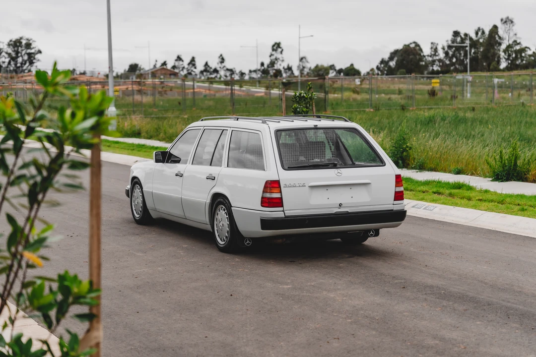 1990 Mercedes-Benz W124 E-Class - Image 5 of 31