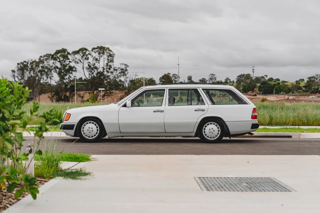 1990 Mercedes-Benz W124 E-Class - Image 4 of 31