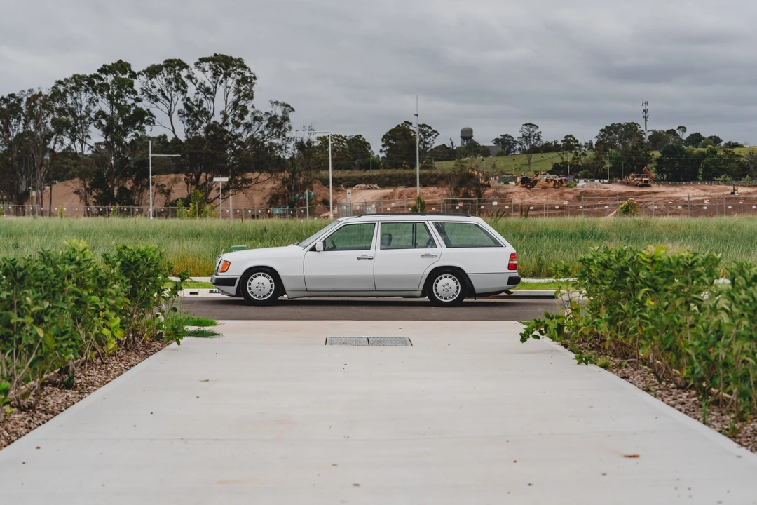 1990 Mercedes-Benz W124 E-Class - Image 19 of 31