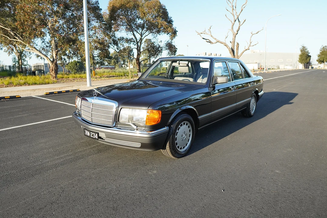 1990 Mercedes-Benz W126 S-Class Sedan - Image 14 of 31