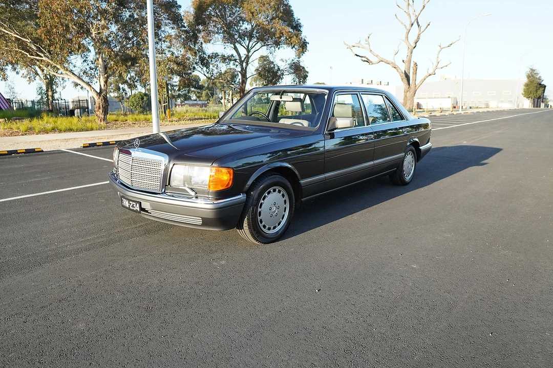 1990 Mercedes-Benz W126 S-Class Sedan - Image 9 of 31