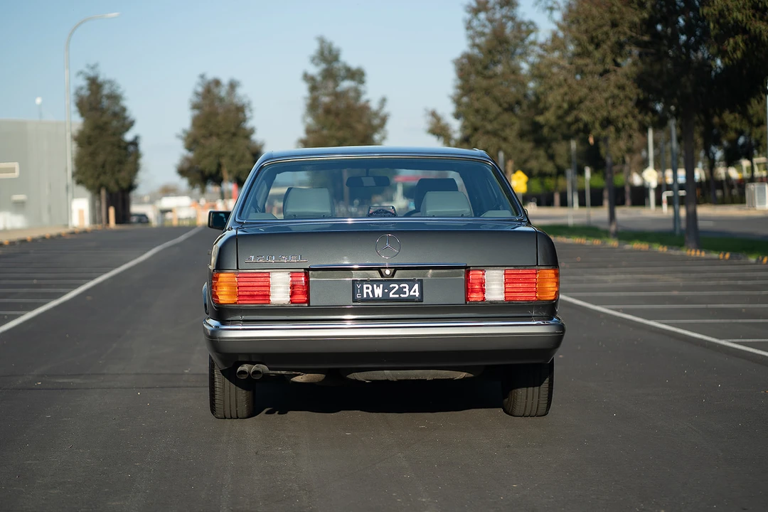 1990 Mercedes-Benz W126 S-Class Sedan - Image 31 of 31
