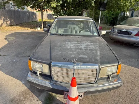 1990 Mercedes-Benz W126