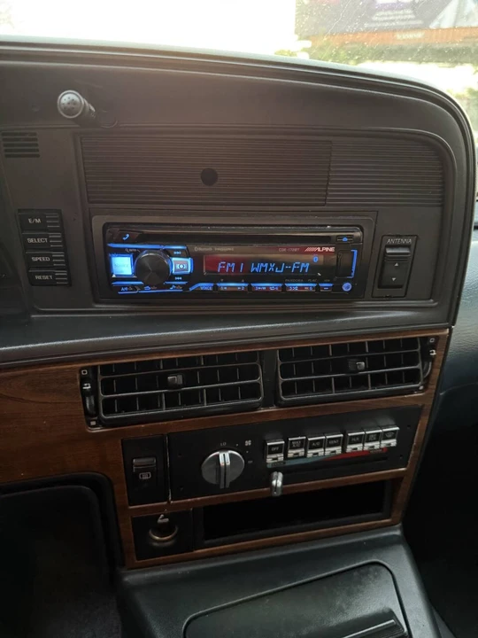 1990 Mercury Cougar 4th+ Gen - Image 16 of 21