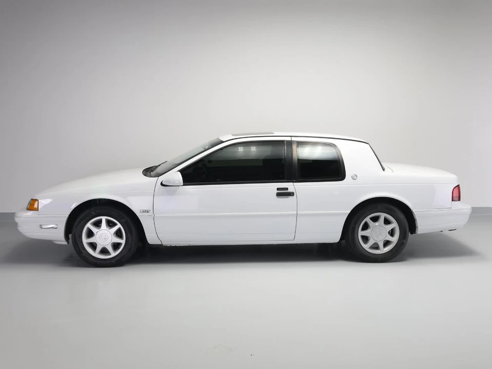1990 Mercury Cougar 4th+ Gen - Image 13 of 31