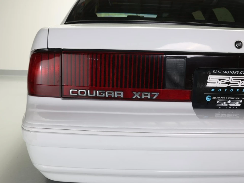 1990 Mercury Cougar 4th+ Gen - Image 15 of 31