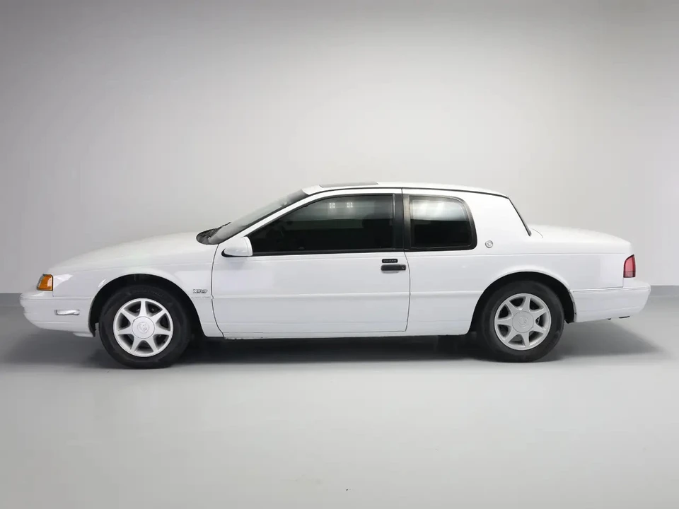 1990 Mercury Cougar 4th+ Gen - Image 14 of 31