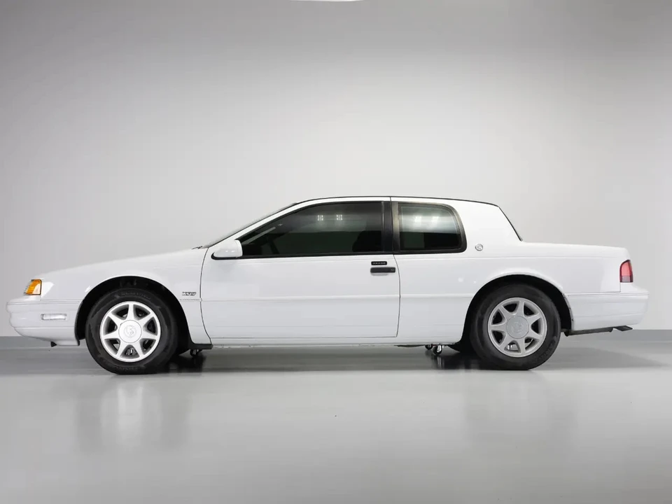 1990 Mercury Cougar 4th+ Gen - Image 5 of 31
