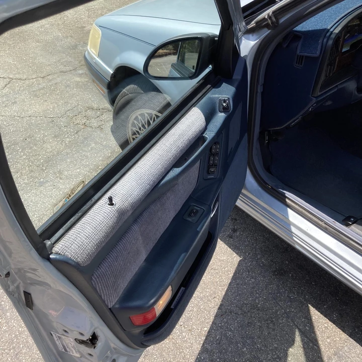 1990 Mercury Sable - Image 13 of 31