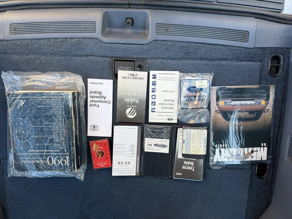 1990 Mercury Sable - Image 26 of 31