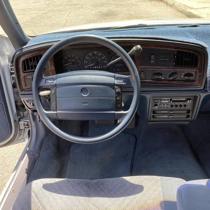 1990 Mercury Sable - Image 18 of 31