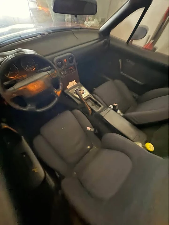 1990 Mazda NA MX-5 Miata - Image 5 of 7