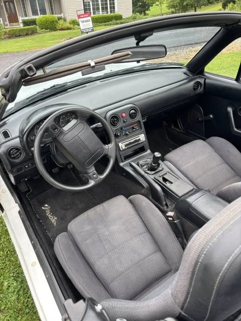 1990 Mazda NA MX-5 Miata - Image 7 of 7