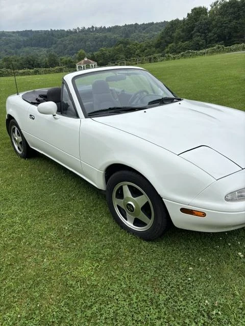 1990 Mazda NA MX-5 Miata - Image 4 of 7