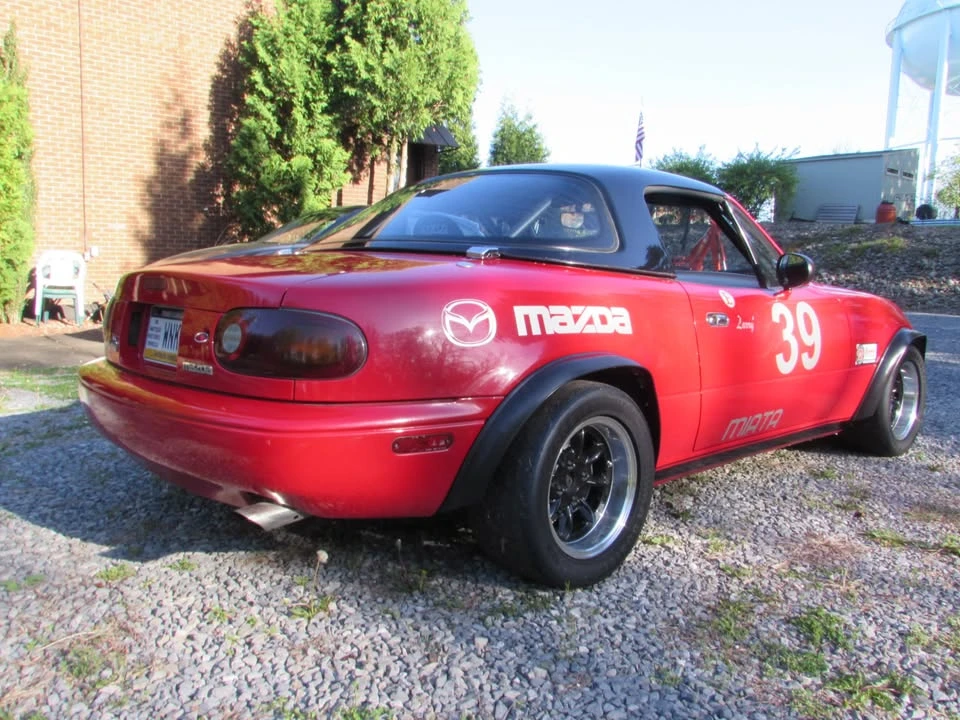 1990 Mazda NA MX-5 Miata - Image 7 of 10