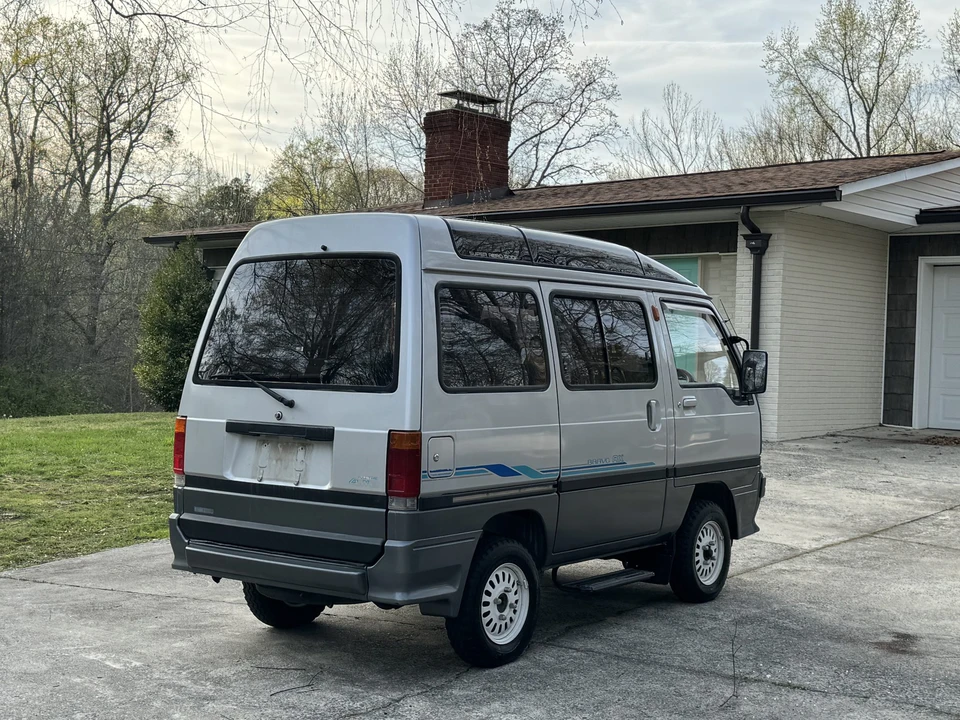 1990 Mitsubishi Minicab 4th Gen - Image 7 of 31