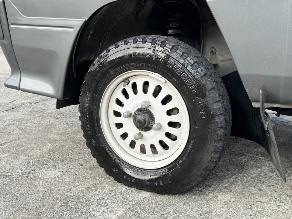 1990 Mitsubishi Minicab 4th Gen - Image 16 of 31