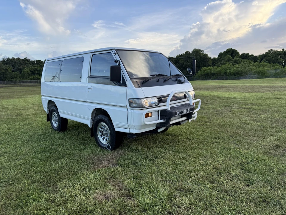 1990 Mitsubishi Delica 3rd Gen - Image 22 of 31