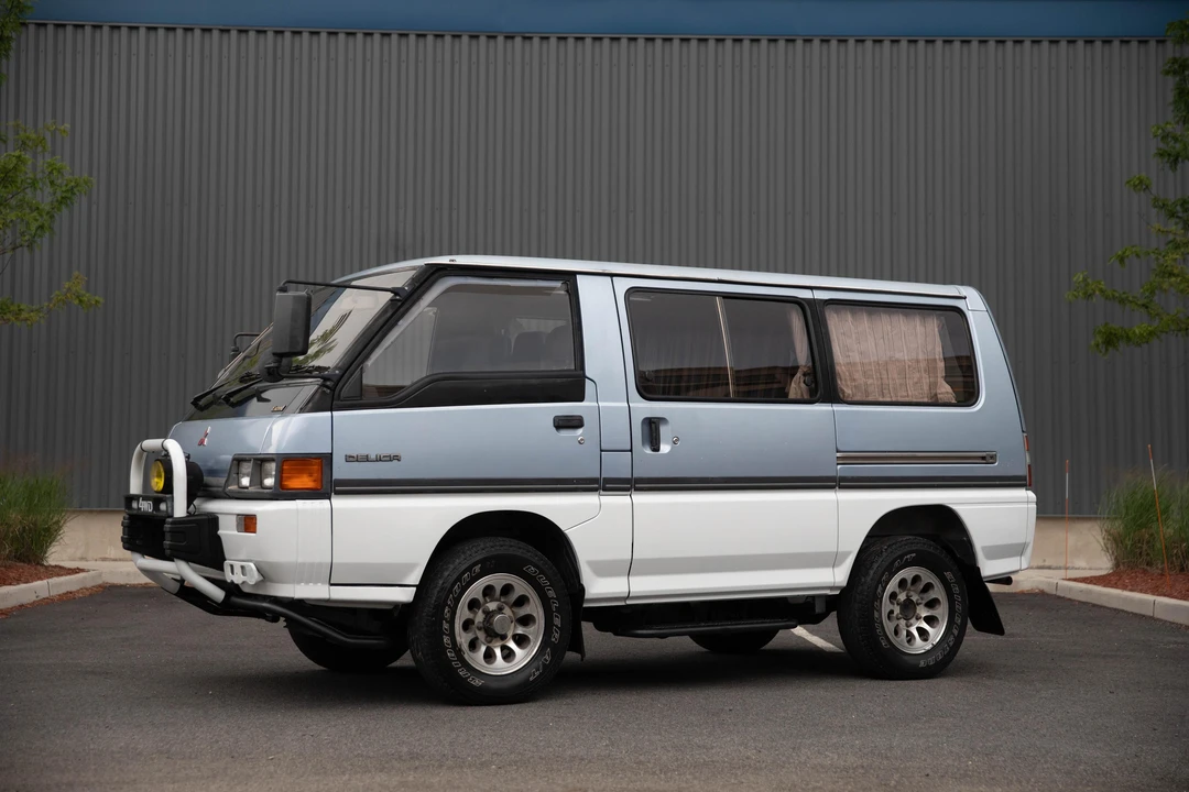 1990 Mitsubishi Delica 3rd Gen - Image 9 of 31