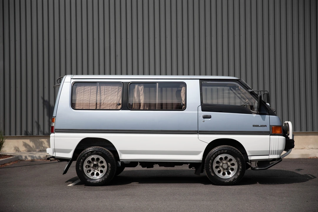 1990 Mitsubishi Delica 3rd Gen - Image 17 of 31