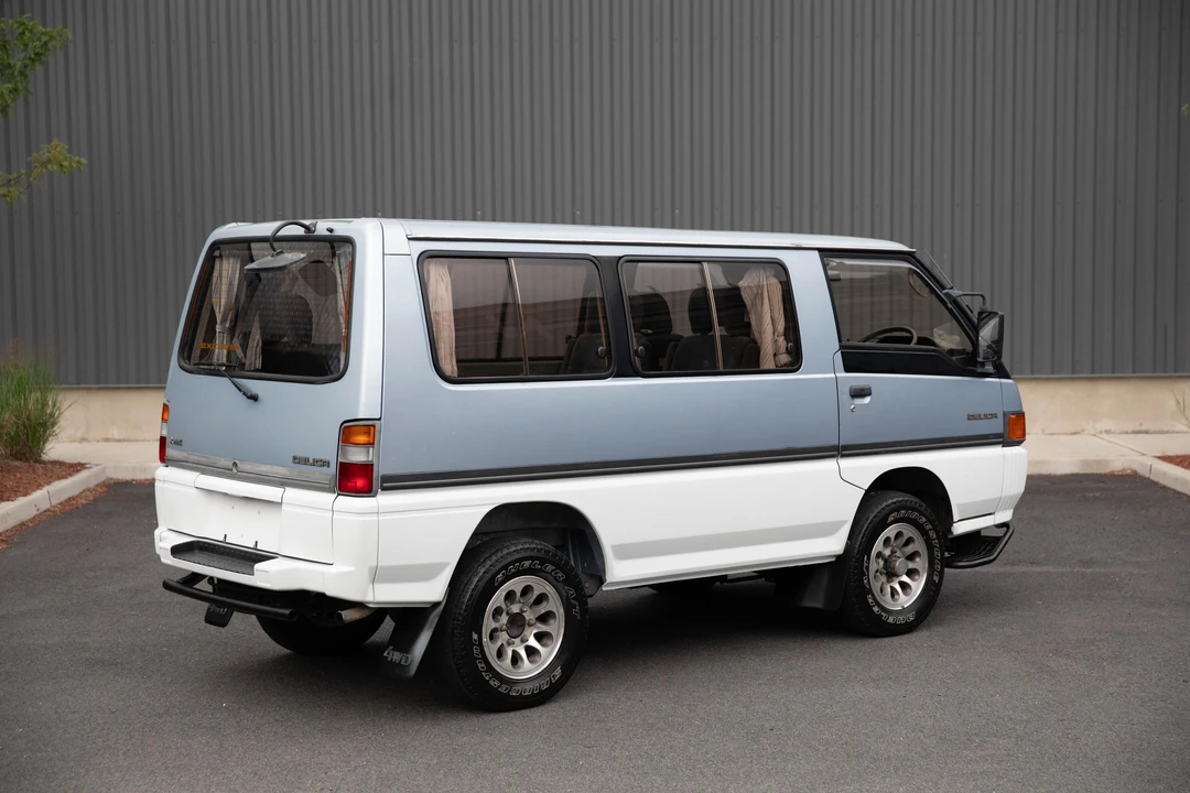1990 Mitsubishi Delica 3rd Gen - Image 16 of 31