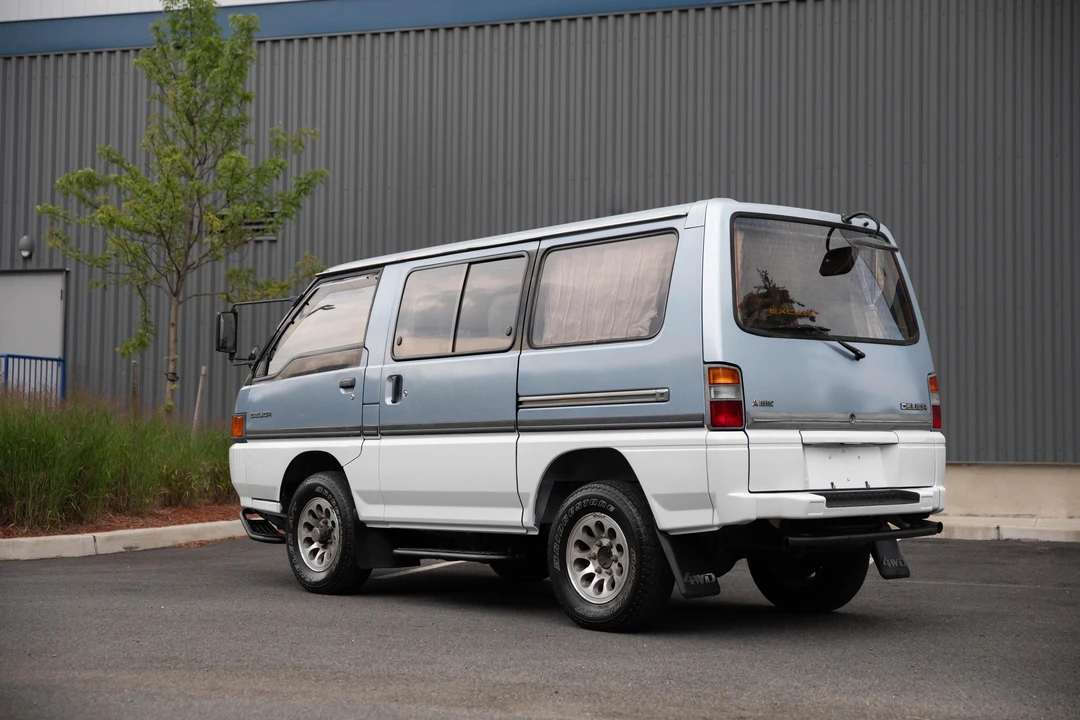 1990 Mitsubishi Delica 3rd Gen - Image 12 of 31