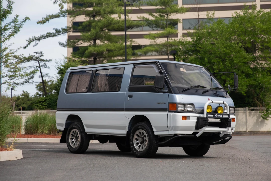 1990 Mitsubishi Delica 3rd Gen - Image 19 of 31