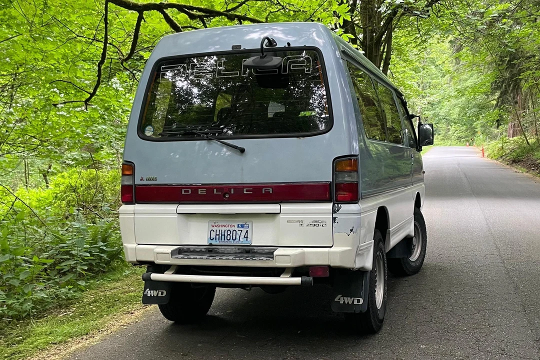 1990 Mitsubishi Delica 2nd Gen - Image 5 of 31