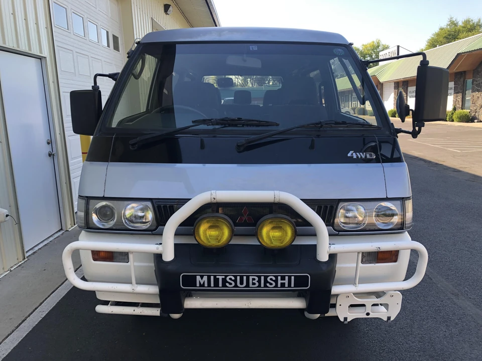 1990 Mitsubishi Delica 2nd Gen - Image 6 of 31