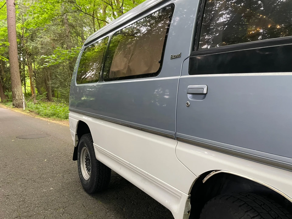 1990 Mitsubishi Delica 2nd Gen - Image 17 of 31
