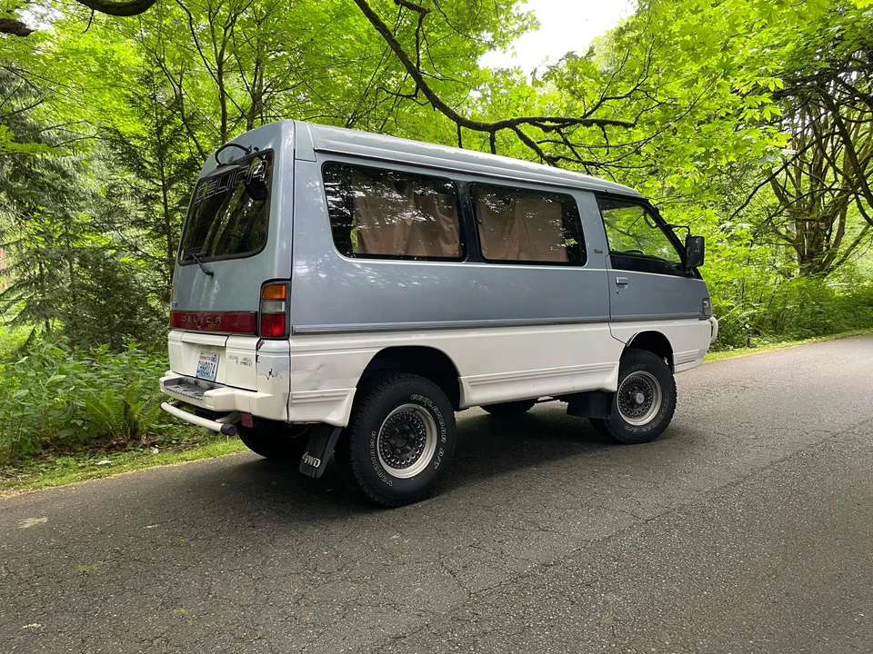 1990 Mitsubishi Delica 2nd Gen - Image 8 of 31