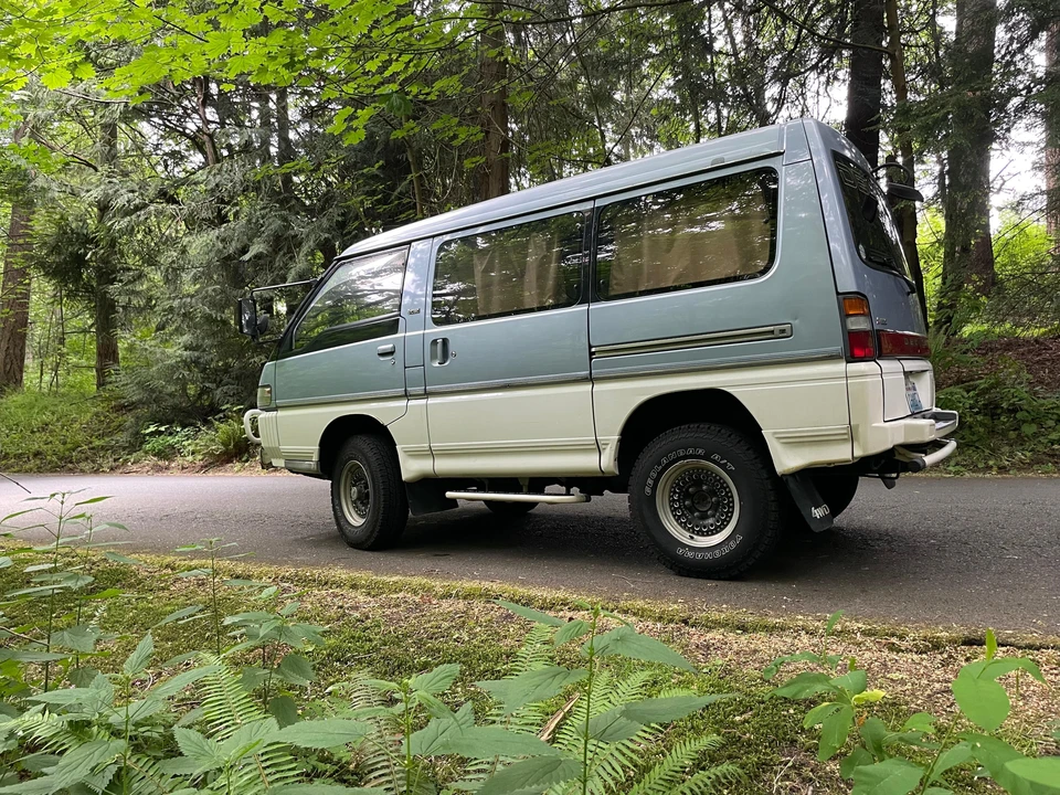 1990 Mitsubishi Delica 2nd Gen - Image 7 of 31