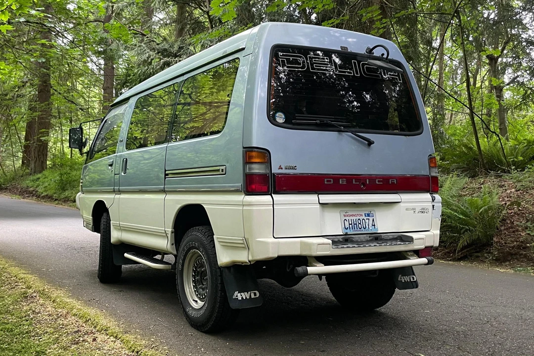 1990 Mitsubishi Delica 2nd Gen - Image 4 of 31
