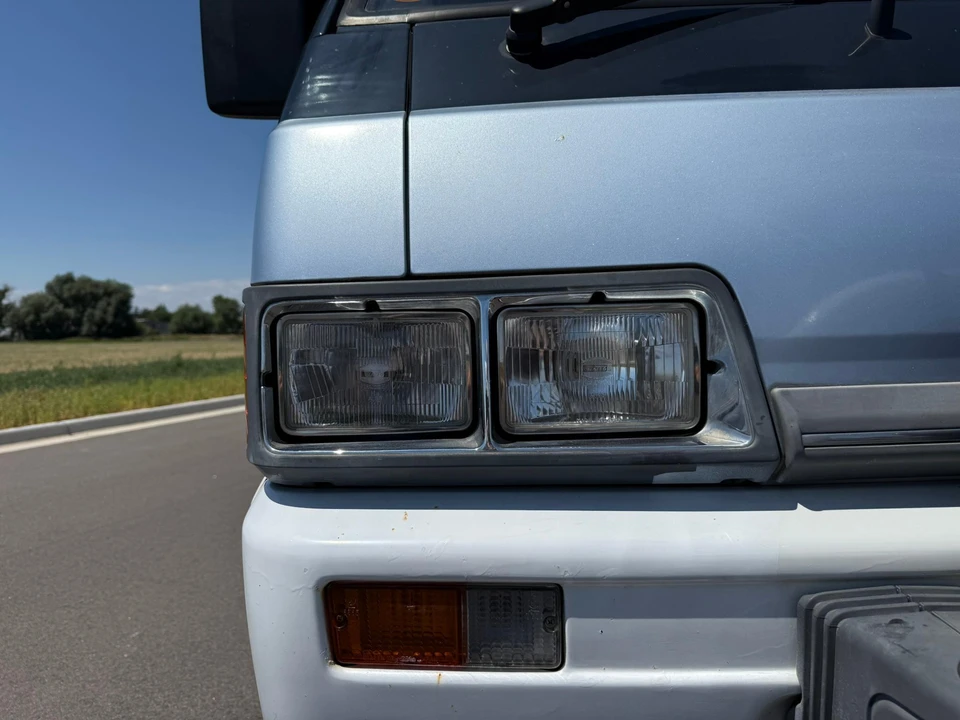 1990 Mitsubishi Delica 2nd Gen - Image 9 of 31