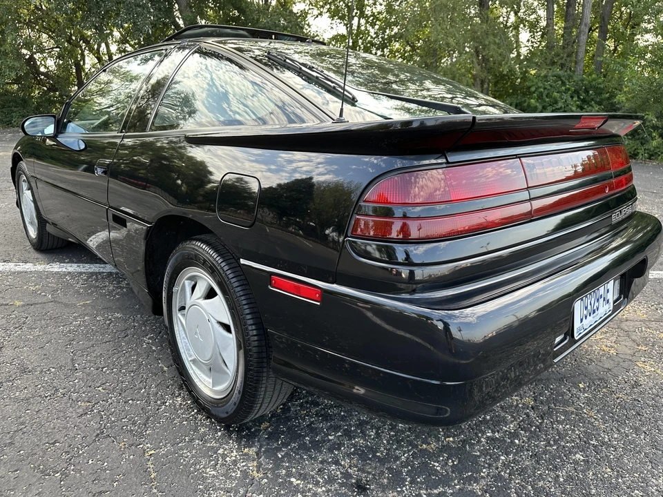 1990 Mitsubishi Eclipse 1st Gen - Image 29 of 31