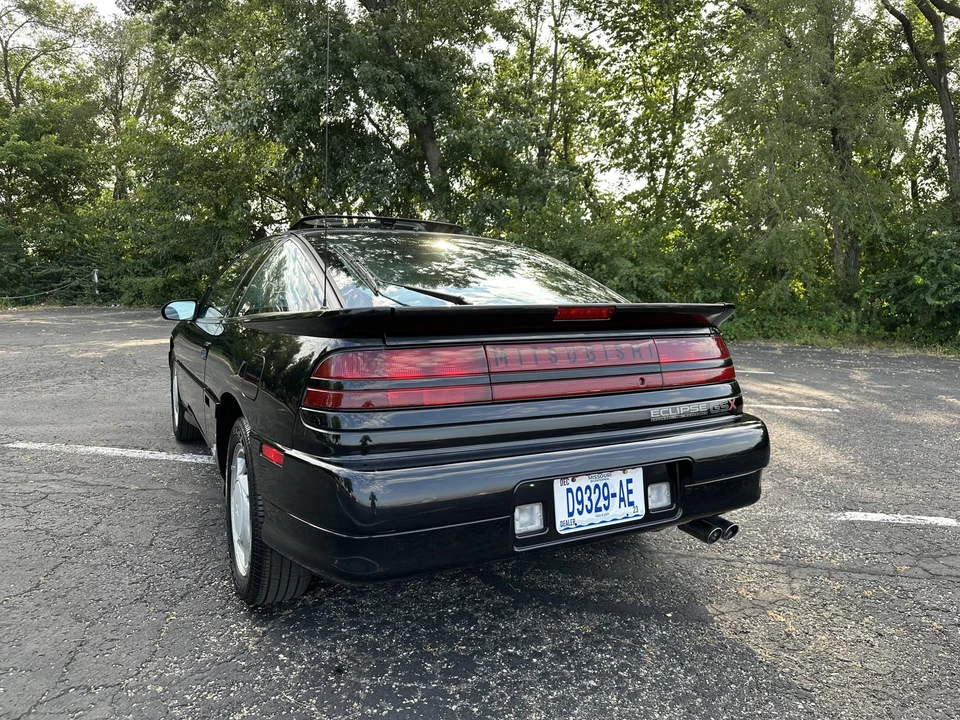 1990 Mitsubishi Eclipse 1st Gen - Image 27 of 31