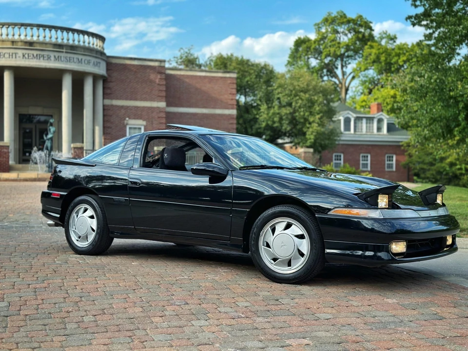 1990 Mitsubishi Eclipse 1st Gen - Image 15 of 31