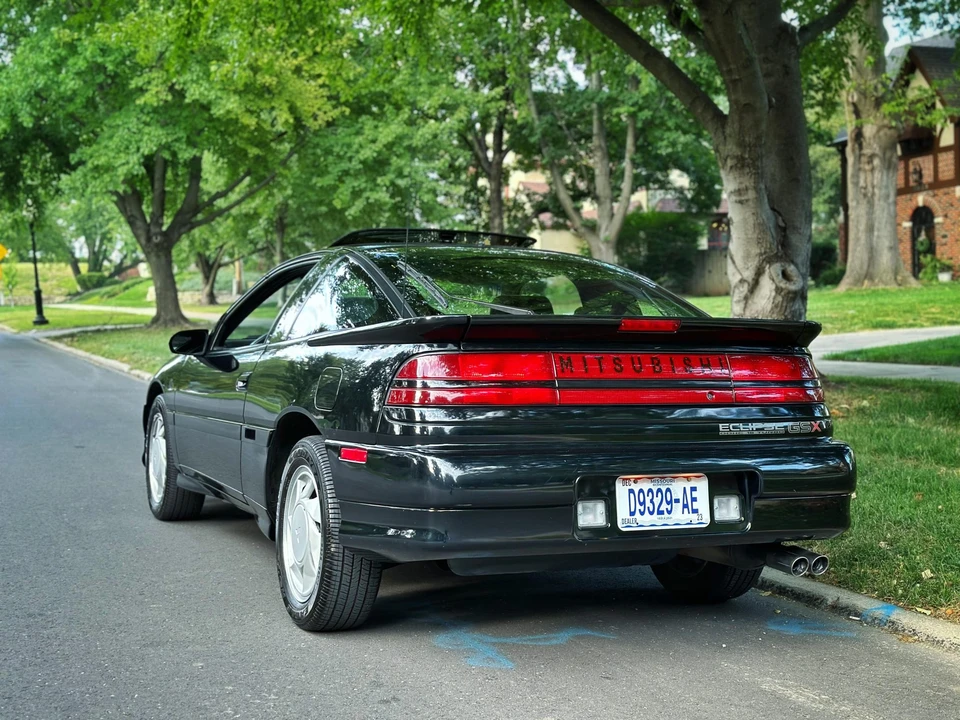 1990 Mitsubishi Eclipse 1st Gen - Image 28 of 31