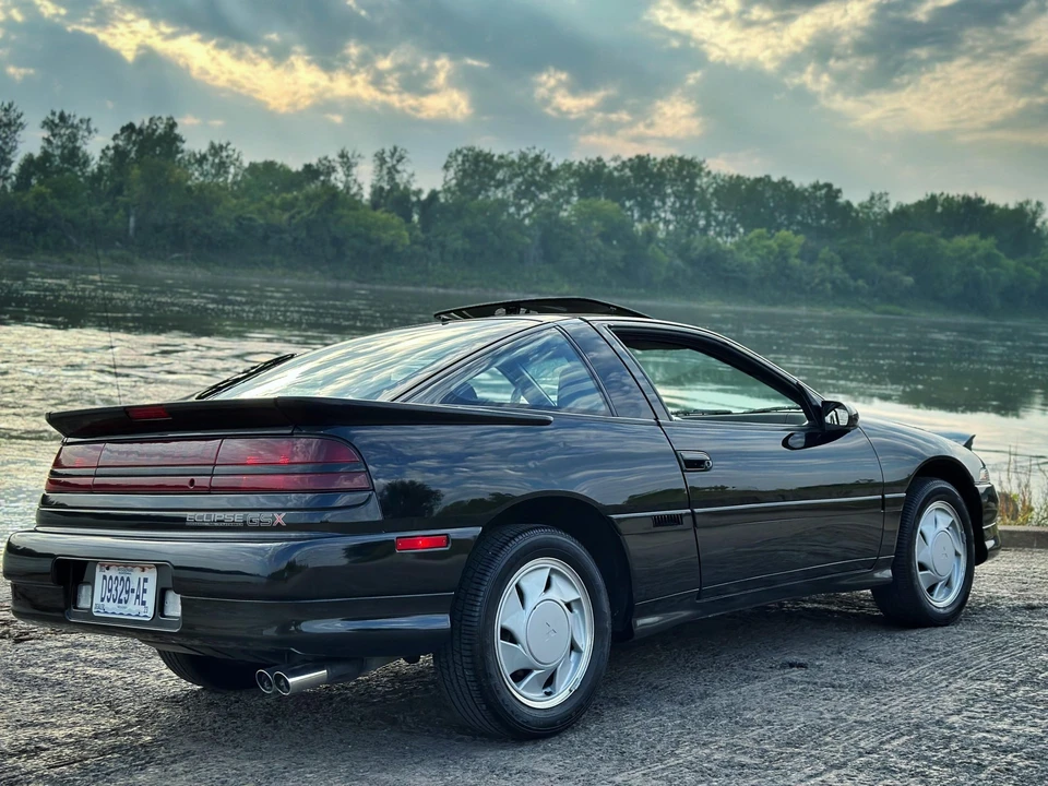 1990 Mitsubishi Eclipse 1st Gen - Image 23 of 31
