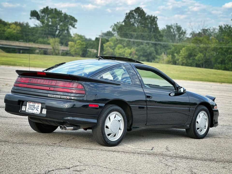 1990 Mitsubishi Eclipse 1st Gen - Image 22 of 31