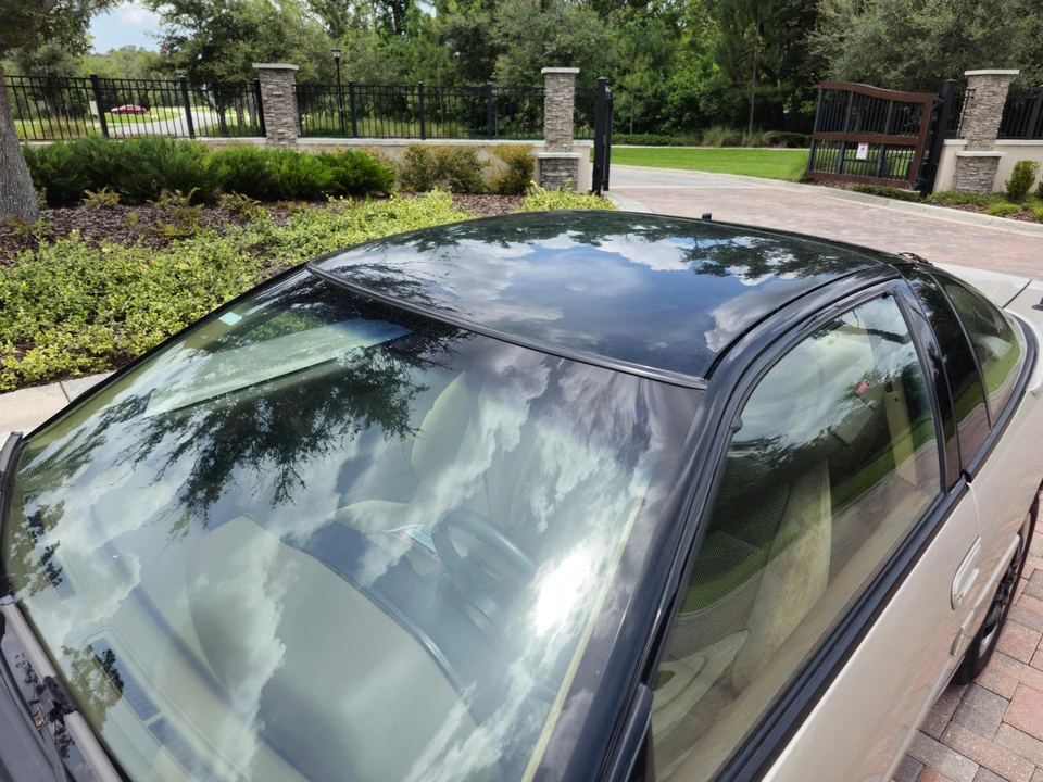1990 Mitsubishi Eclipse 1st Gen - Image 15 of 31