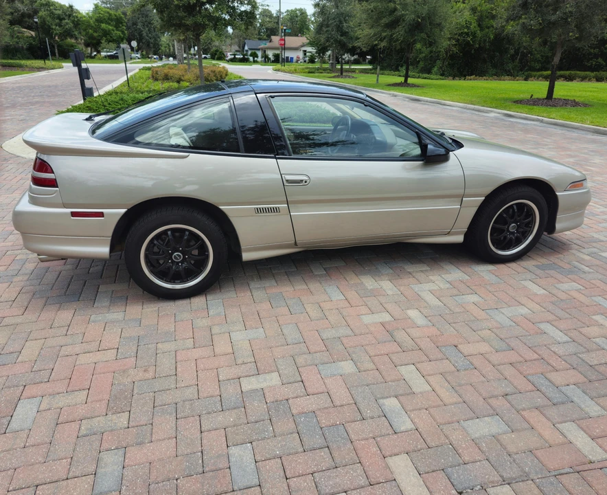 1990 Mitsubishi Eclipse 1st Gen - Image 11 of 31