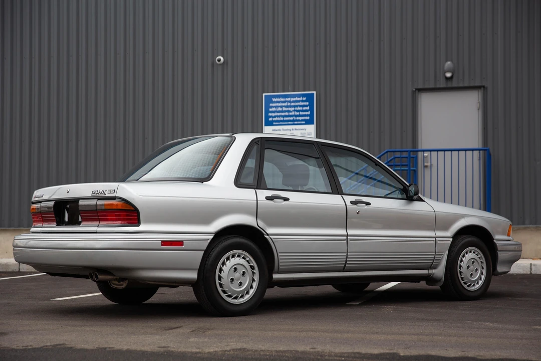 1990 Mitsubishi Galant 6th Gen - Image 14 of 31
