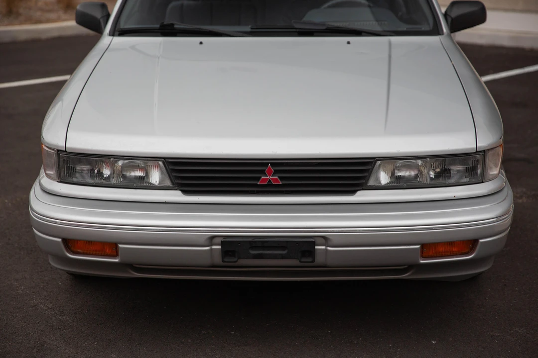 1990 Mitsubishi Galant 6th Gen - Image 18 of 31